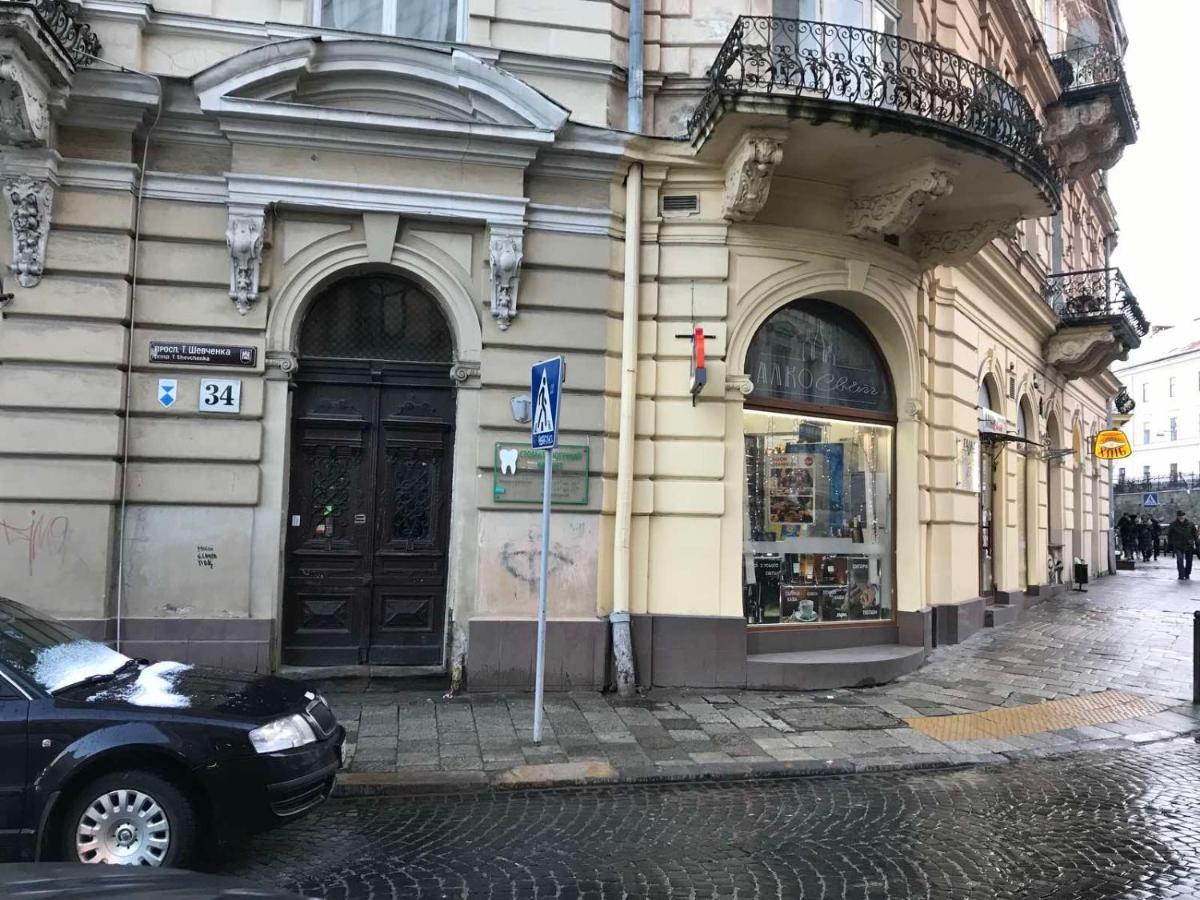 Apartments On Shevchenko Avenue Lwów Zewnętrze zdjęcie